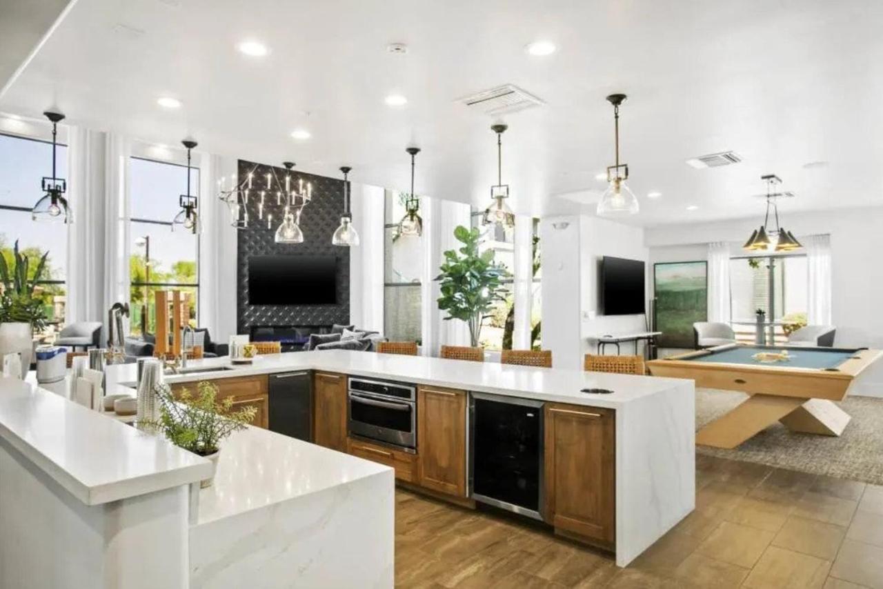 The Nines Scottsdale Apartment Exterior photo