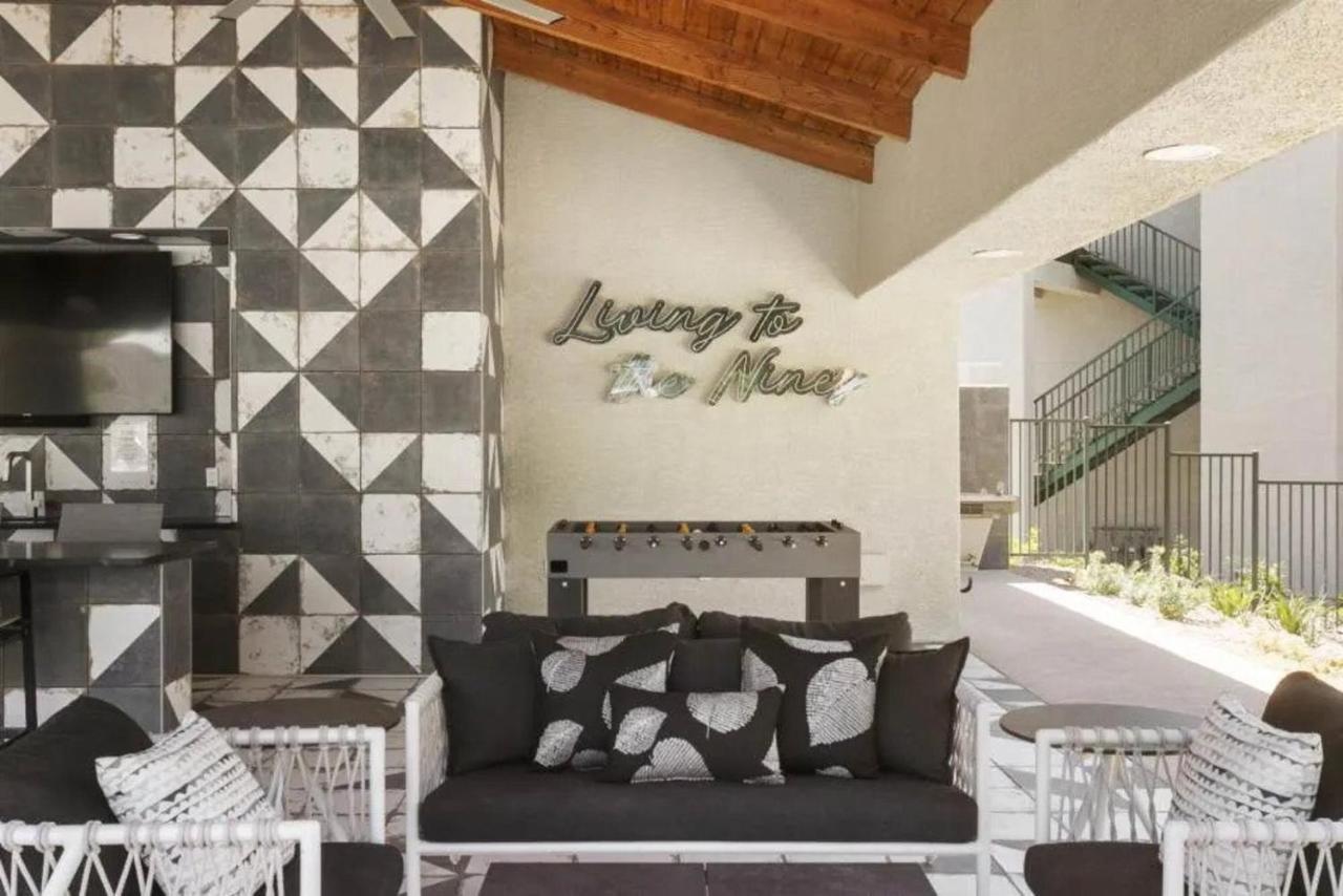The Nines Scottsdale Apartment Exterior photo