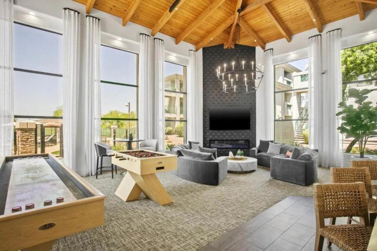 The Nines Scottsdale Apartment Exterior photo