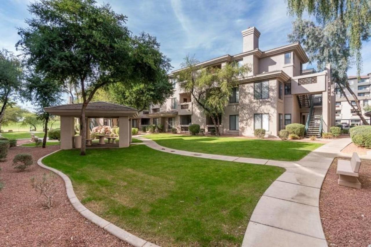 The Nines Scottsdale Apartment Exterior photo