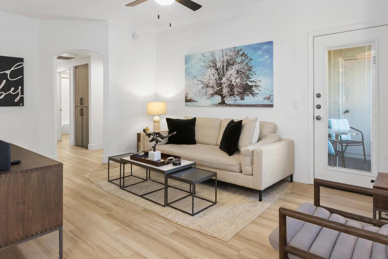 The Nines Scottsdale Apartment Exterior photo