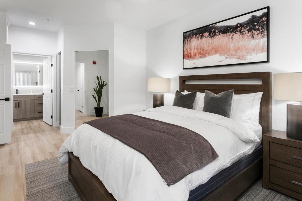 The Nines Scottsdale Apartment Exterior photo