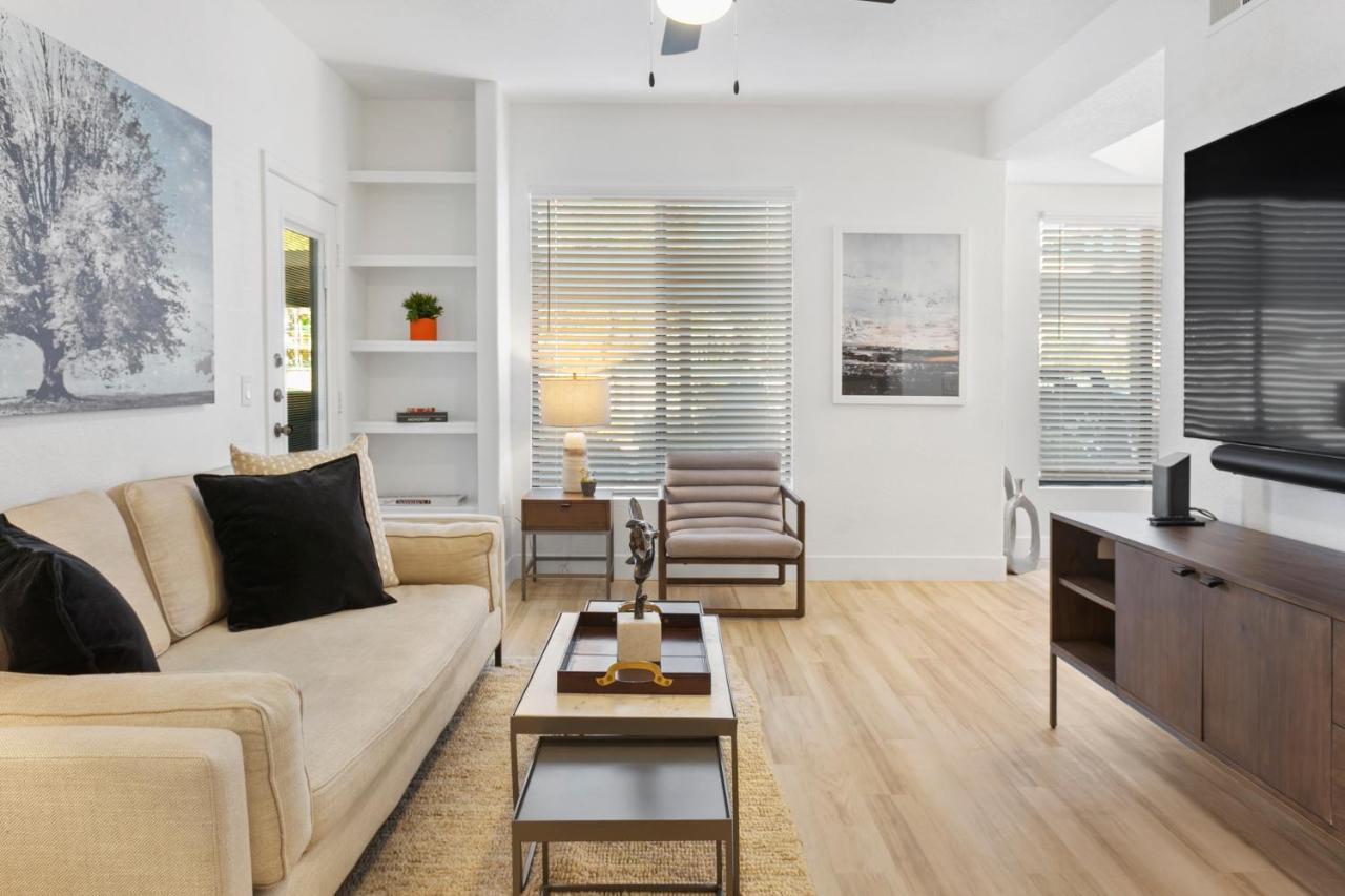 The Nines Scottsdale Apartment Exterior photo